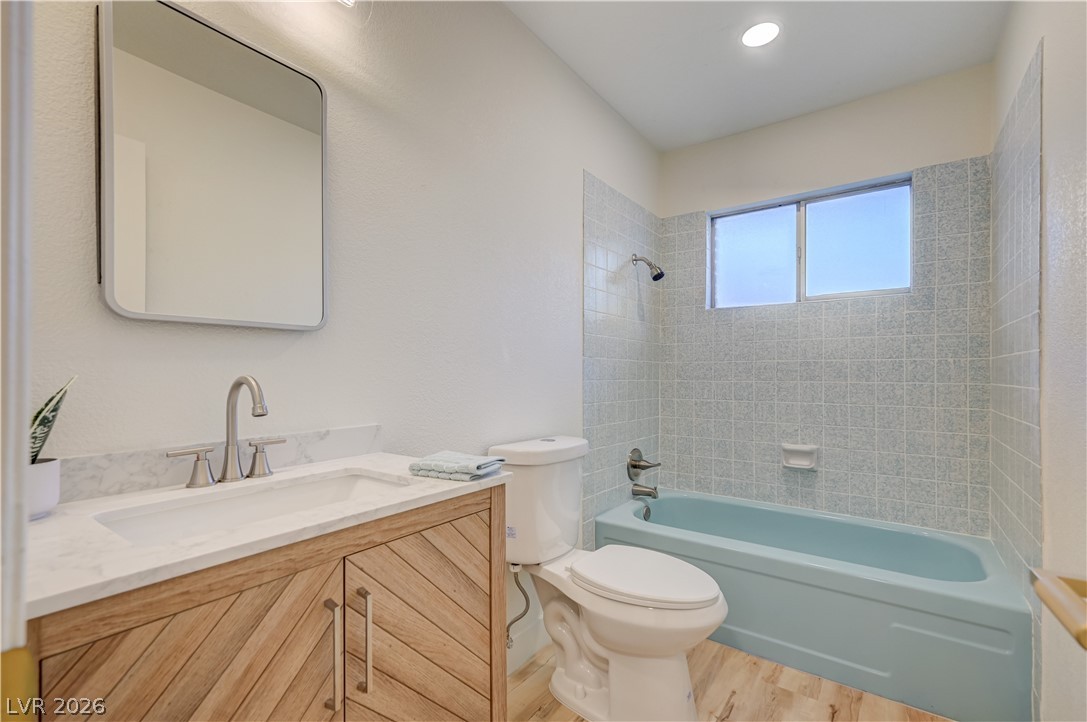2101 Santiago Street Property Photo 39